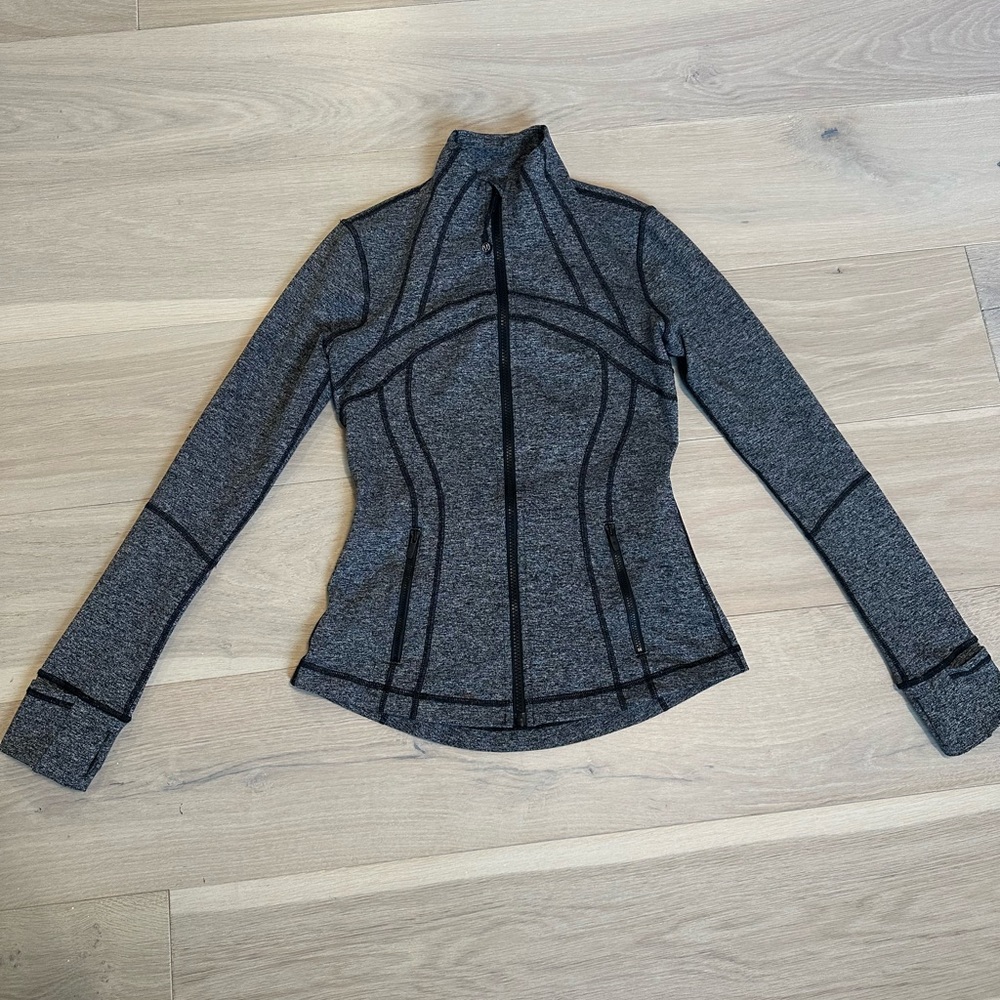 Lululemon - Gray Define Zipup - Size 6